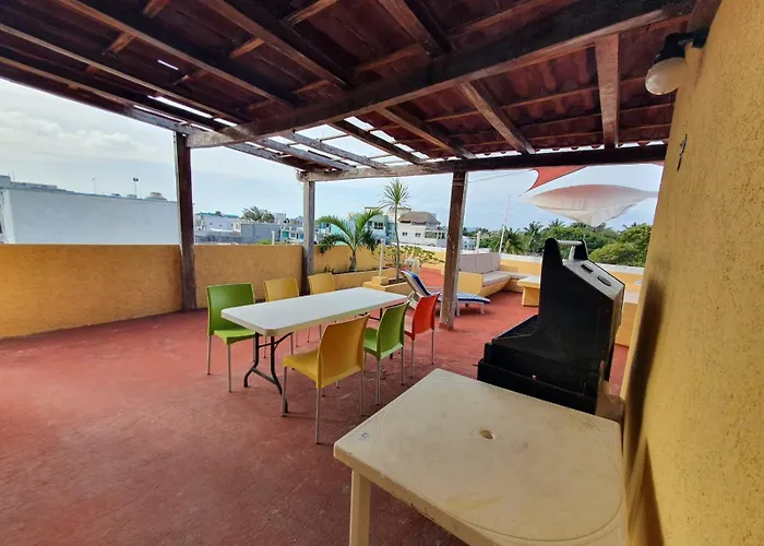 Suites Los Arcos (Adults Only)