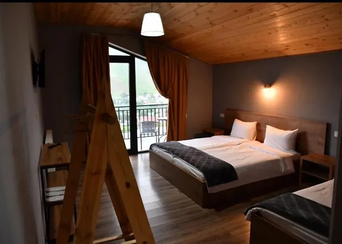 Kazbegi 4U