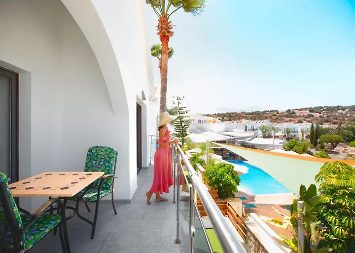 Latchi Escape Hotel And Suites