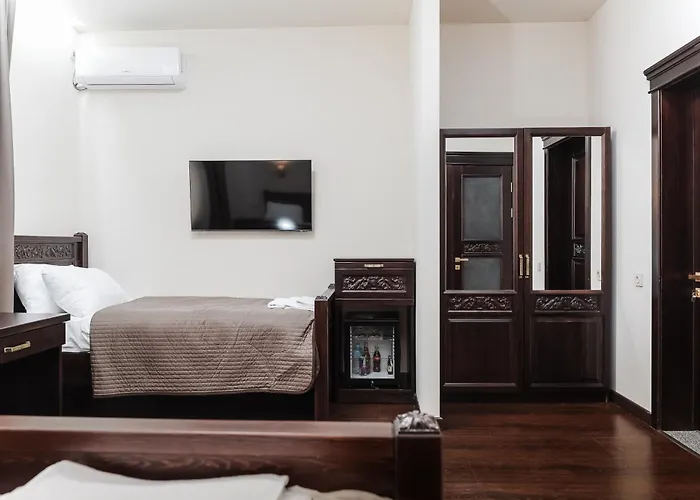 Dvin Hotel