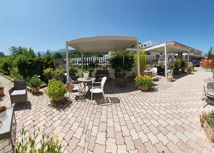 Hotel Porta Rivera