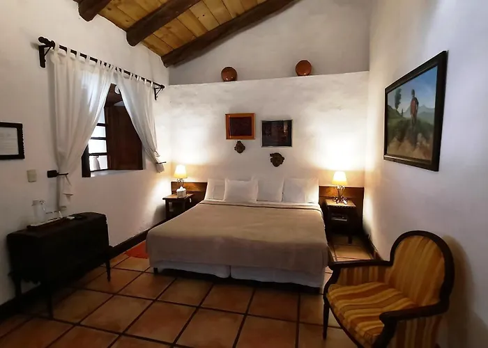 Los Almendros De San Lorenzo