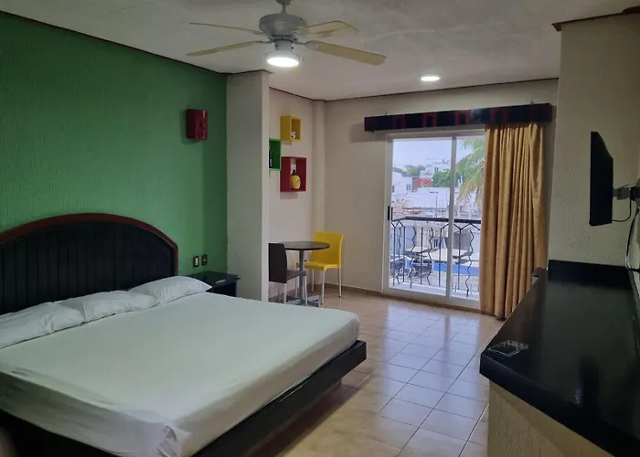 Suites Los Arcos