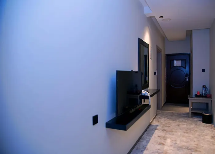 Sharz Hotel