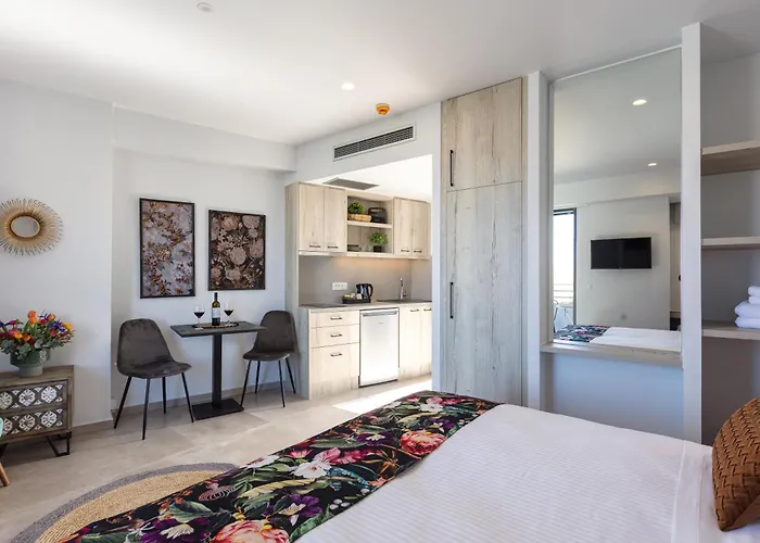 Lines Concept Accommodation