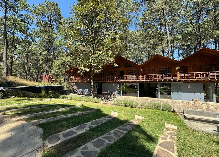 Pine Tree Mazamitla Hotel Boutique & Cabanas
