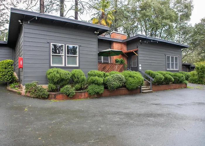 Anderson Valley Inn