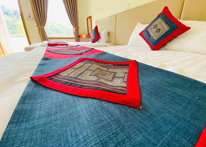 Ba Be Legend Hotel & Tours