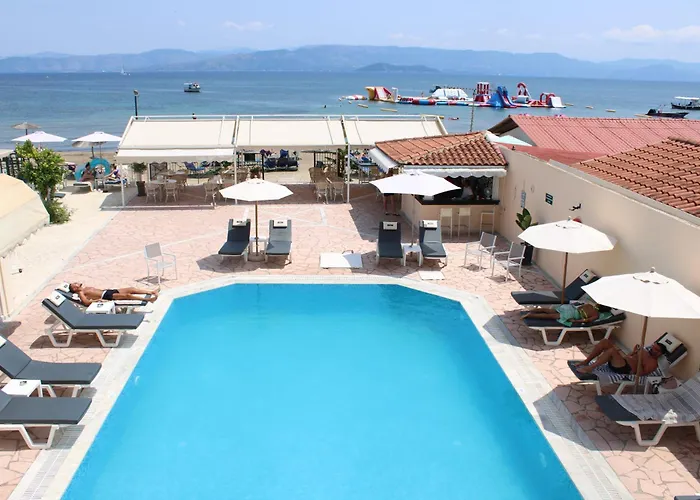 Stavros On The Beach Studios And Apartments