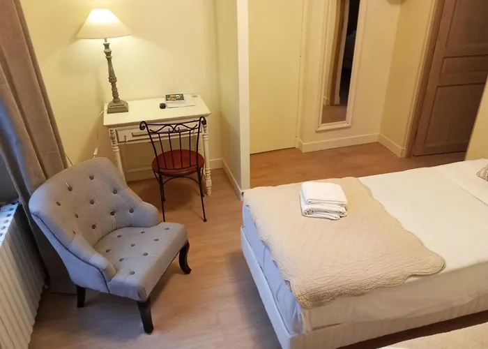 Logis Hotel Louise De Savoie