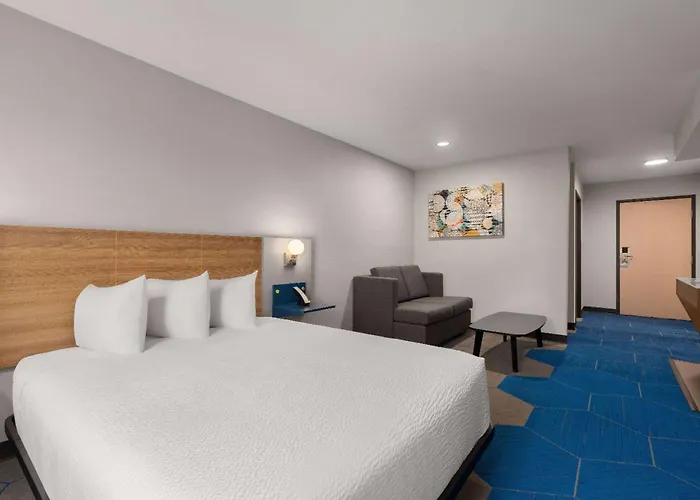 Microtel Inn And Suites Independence