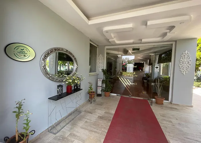 Castle Park Hotel