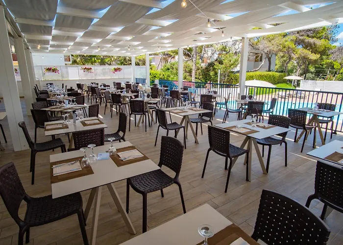 Ticho'S Greenblu Hotel