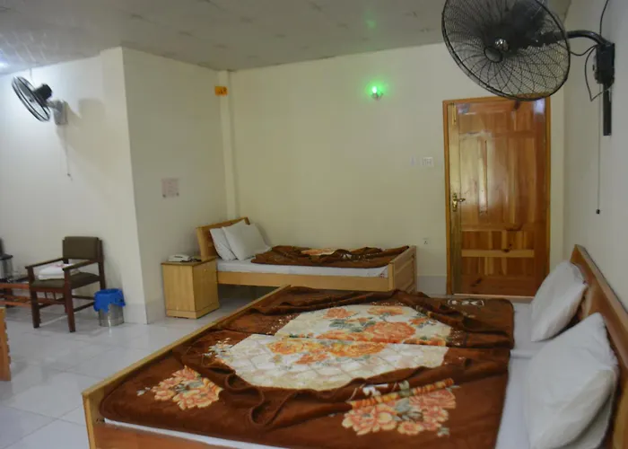 Eagle Nest, Malam Jabba By Lmc