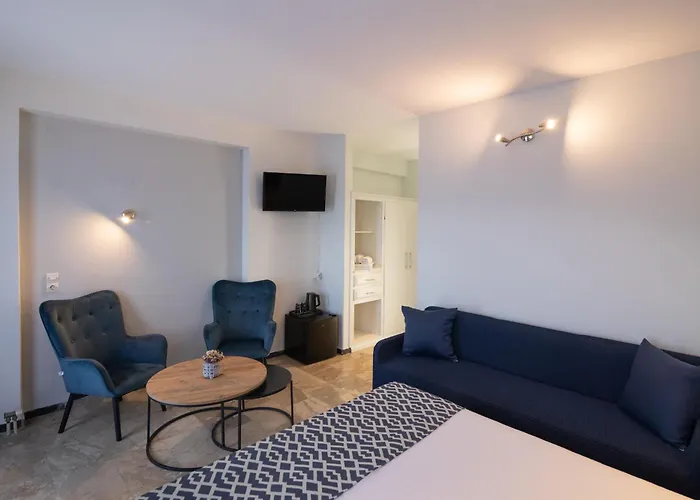 Akti Hotel & Apartments