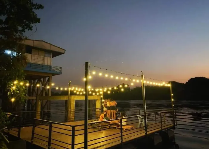 T & T Hostel Kanchanaburi