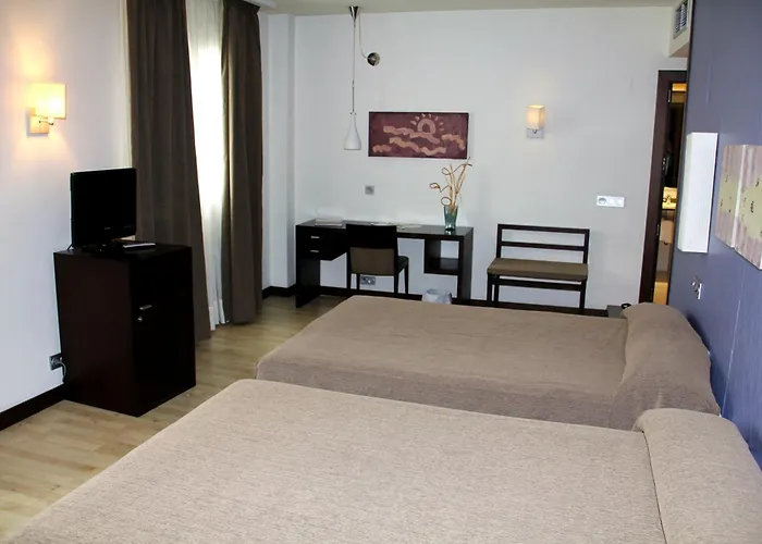 Hotel Puerta De Ocana
