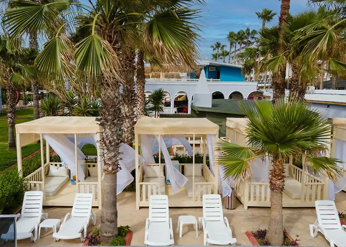 Holiday Garden Resort