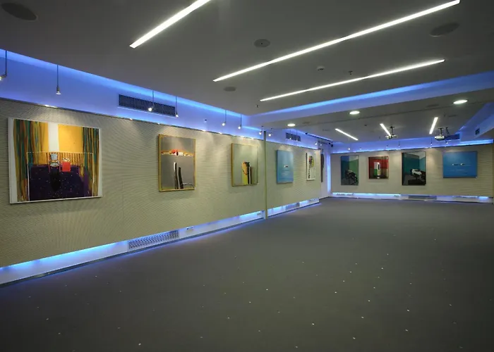 Atrion Hotel
