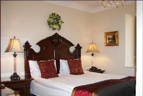Hotel Phoenix