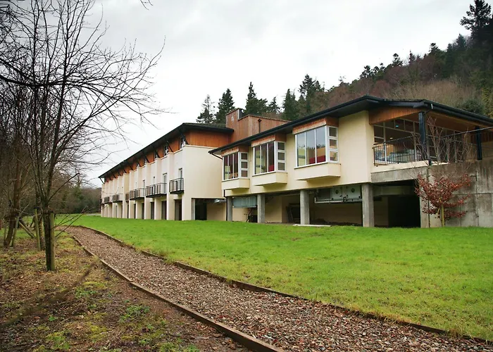 Woodenbridge Hotel