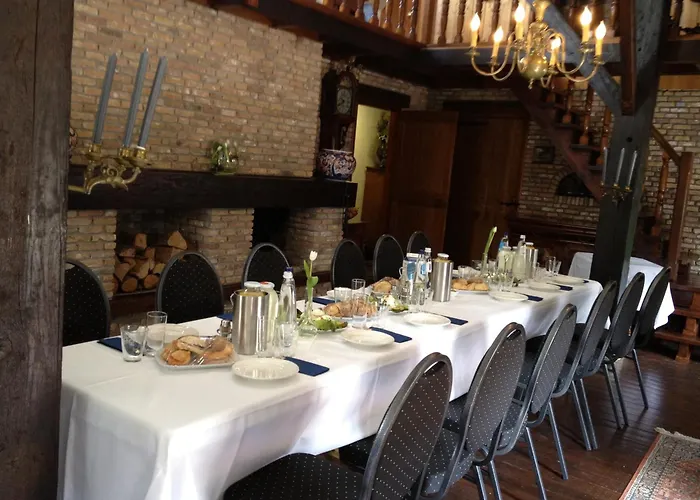 De Dames Van De Jonge Hotel Restaurant