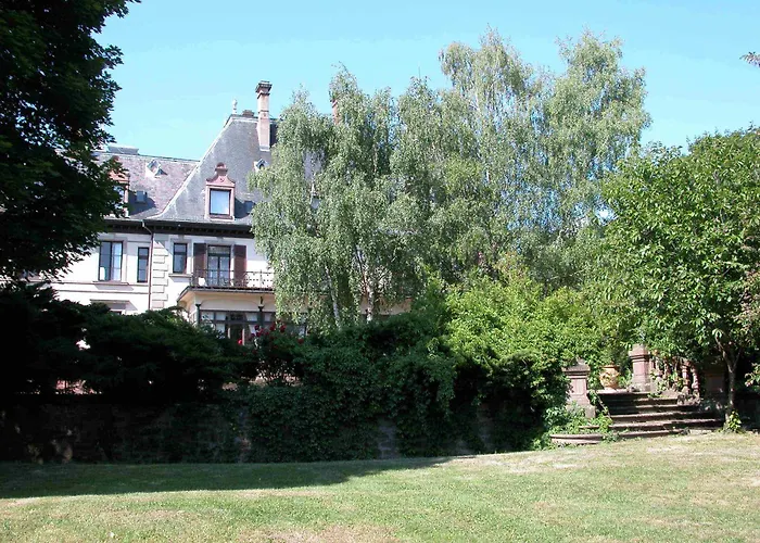 Hotel The Originals Domaine de Beaupré - Room Service Disponible