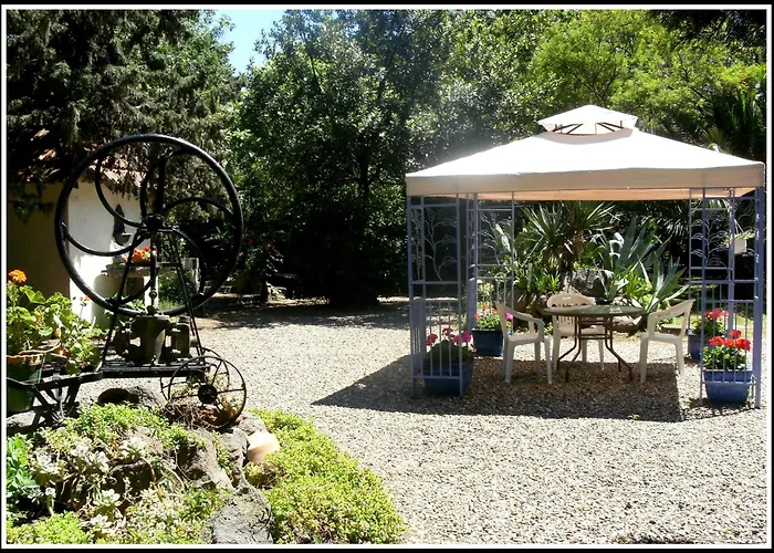 Les Jardins Du Patriarche Hotel