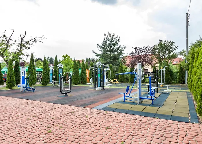 Eko Hotel Na Wierzynka & Park Pinokia
