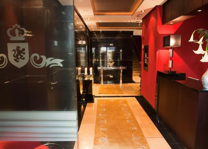 Nexus Valladolid Suites & Hotel