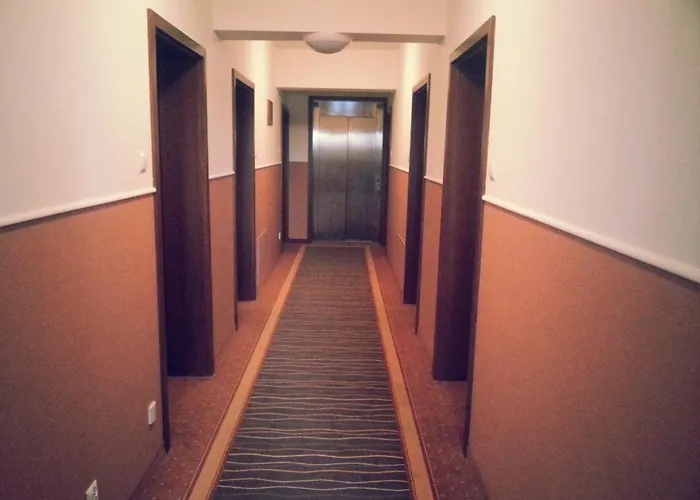 Hotel Trojka