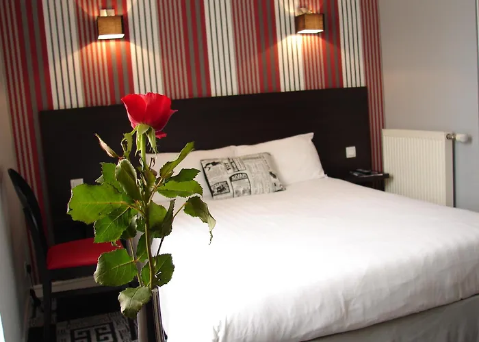 Logis Hotel - Le Charleston