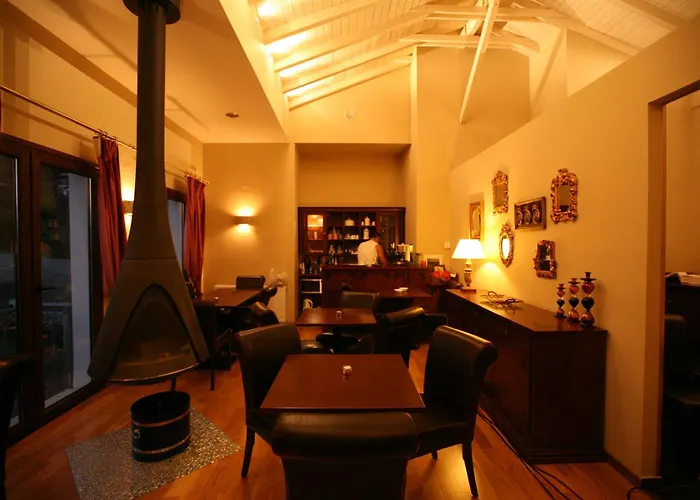 Epavlis Meteora Suites Hotel