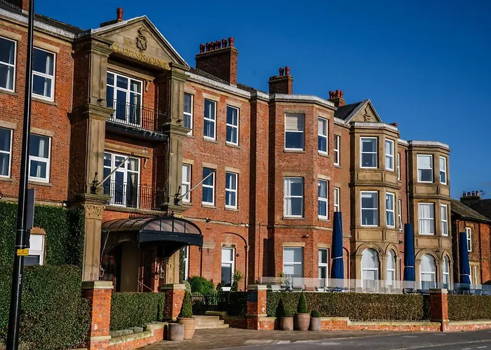 Clifton Arms Hotel