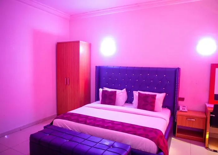 Roses Regency Hotel And Suites