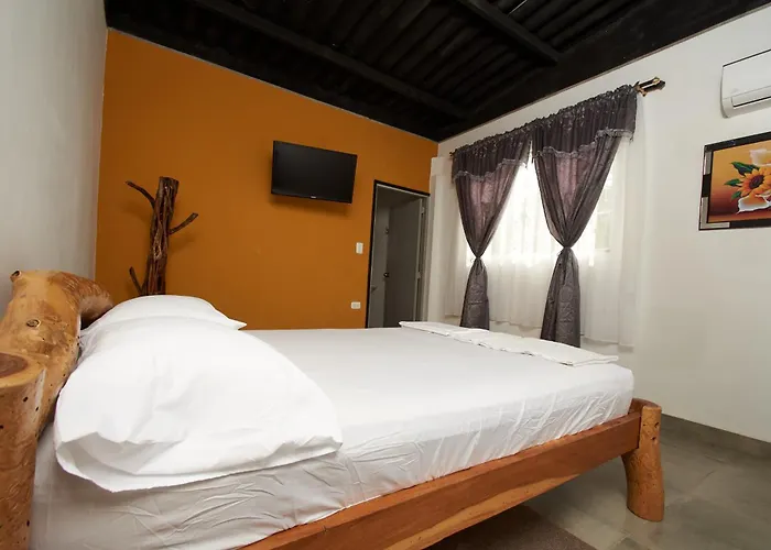 Hotel Flamencamarones