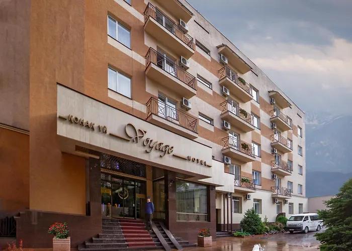Voyage Hotel