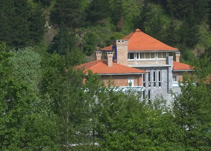 Hotel Errekagain