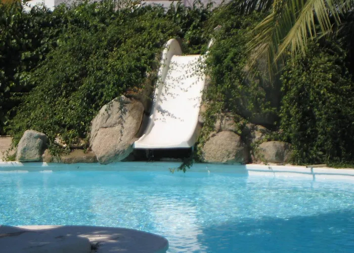 Hotel Casa Ceremines