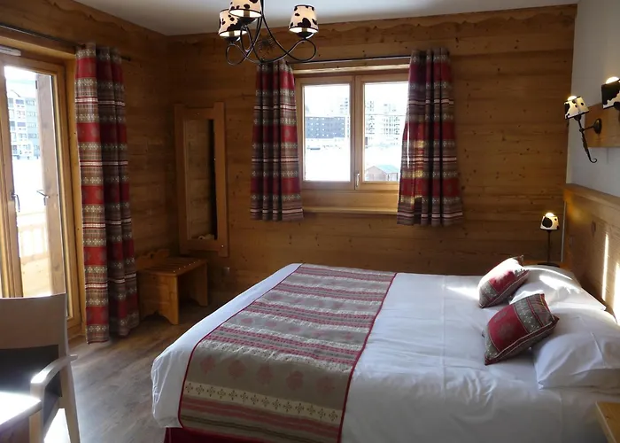 Chalet-Hotel Le Beausoleil, The Originals Relais