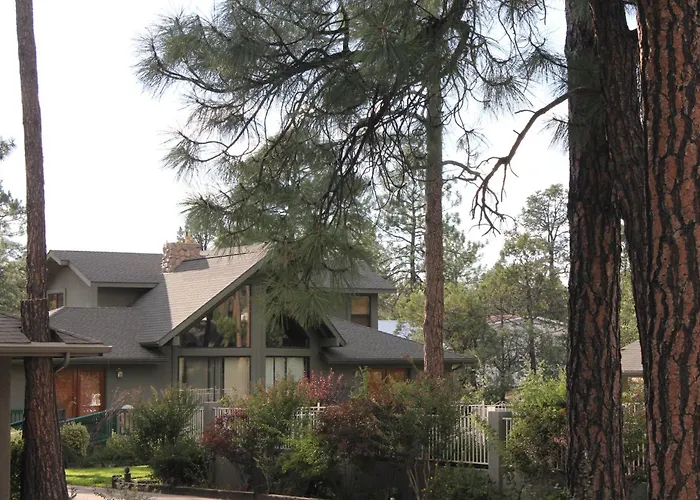 Majestic Mountain Inn