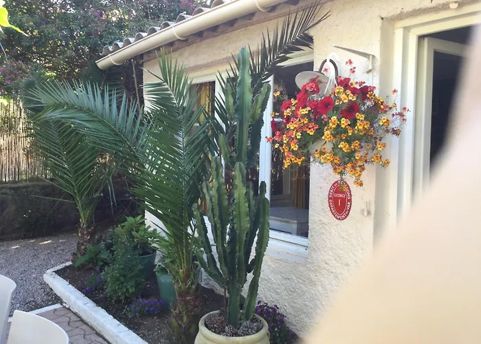Hotel Castellamar
