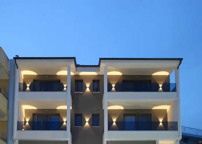Athinais Luxury Apartments