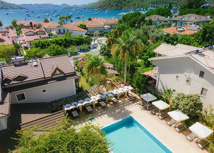 West House Exclusive Hotel