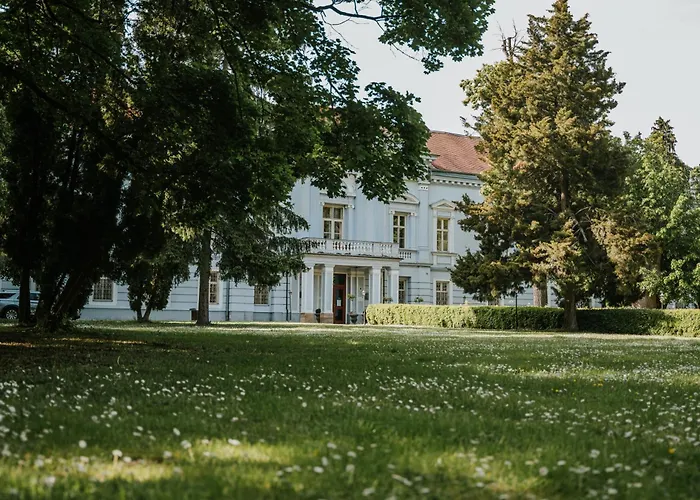 Hotel Kastiel Mojmirovce