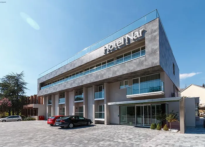 Hotel Nar