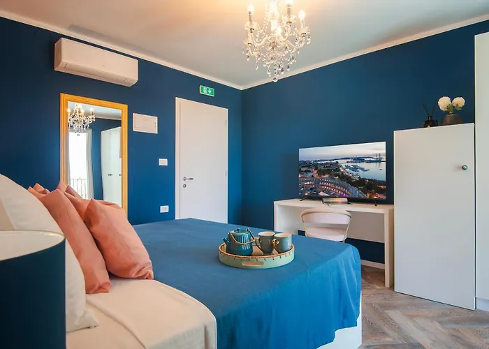 Gentlemen'S Hotel Zeus - Gaymen & Adults Only