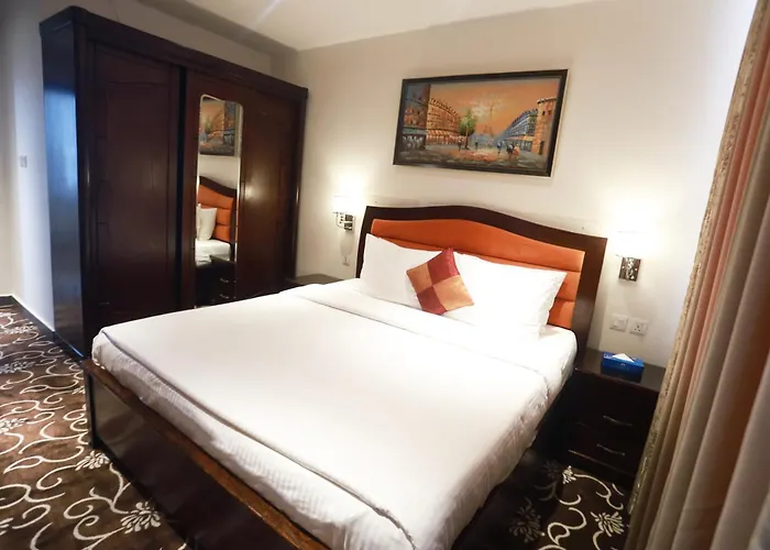 Naylover Hotel Suites