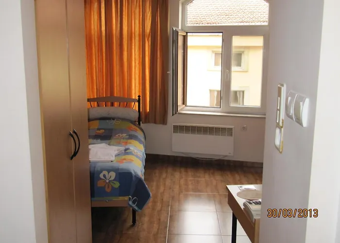 Central Family Hotel