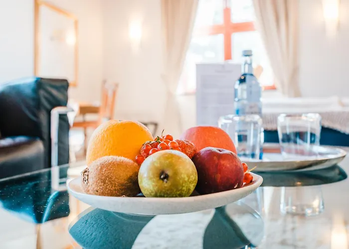 Schloss Ranzow - Kleines Romantik Hotel - Wellness - Golfplatz - Hochzeiten & Feiern
